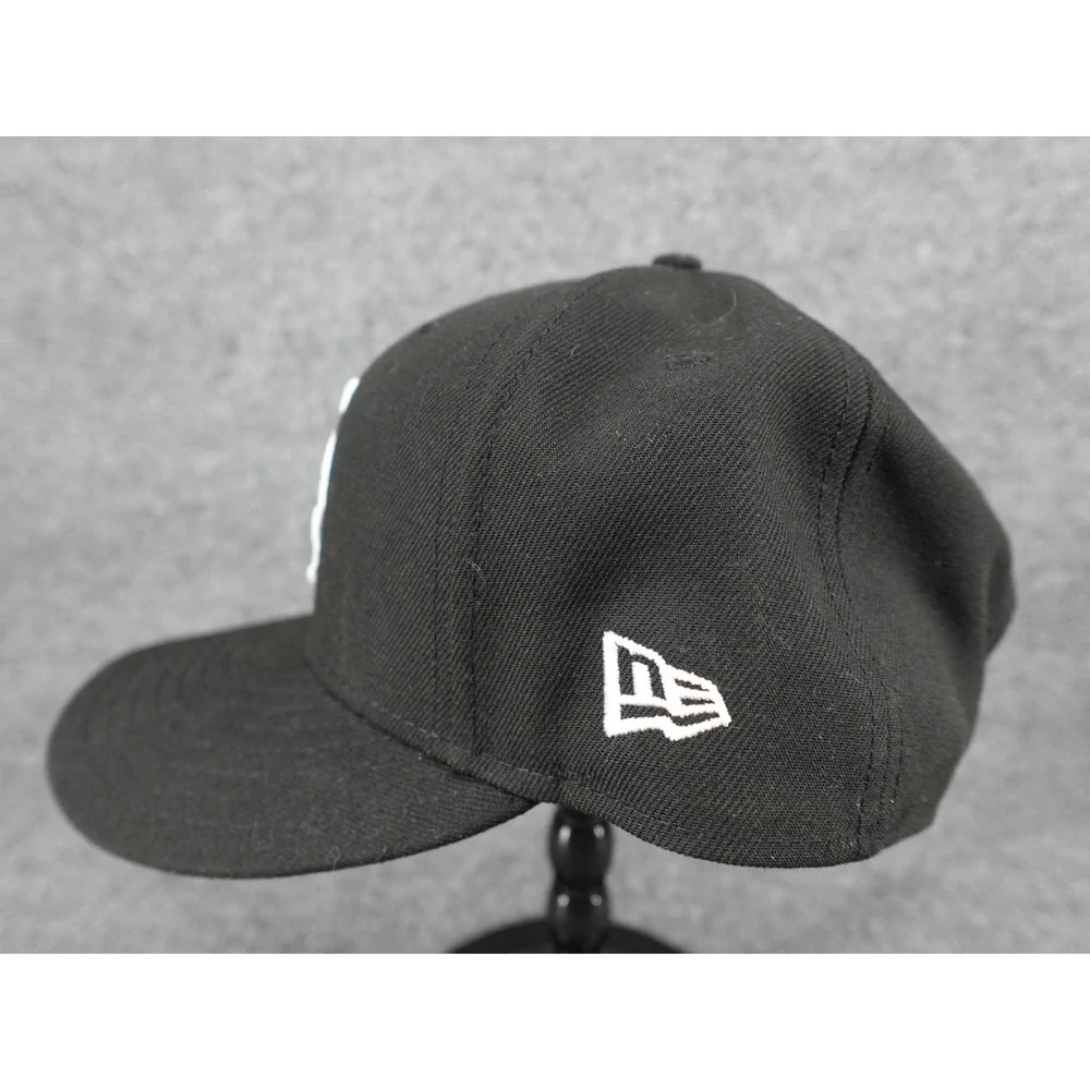 New Era Chicago White Sox Snapback Hat Mens OSFM Black‎ 9FIFTY MLB Cap